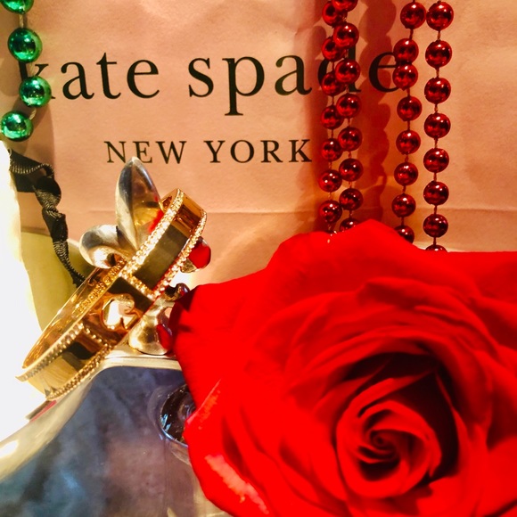 Kate Spade ♠️ New York Pave Rose 🌹 Gold Bangle - Picture 4 of 8